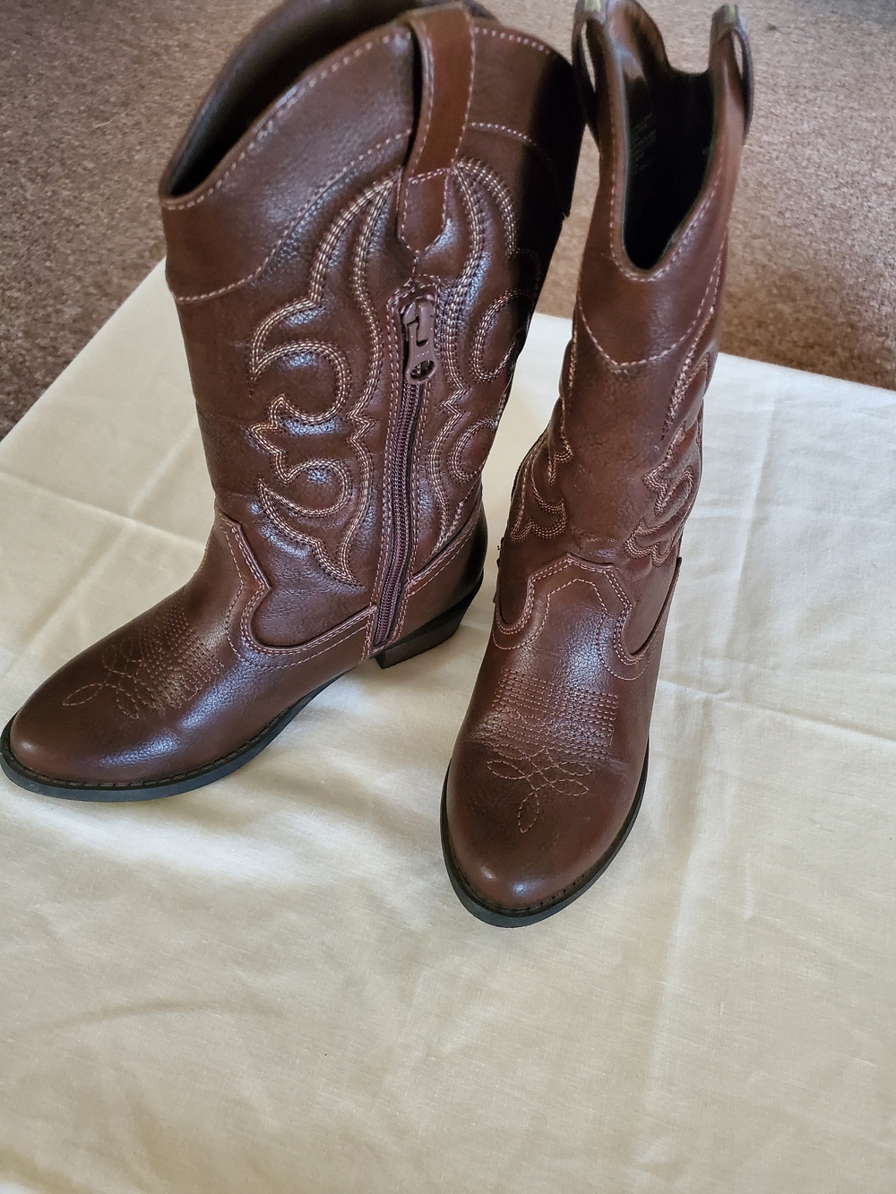 Cat & Jack Brown Girls' Western Pull-On Boots
